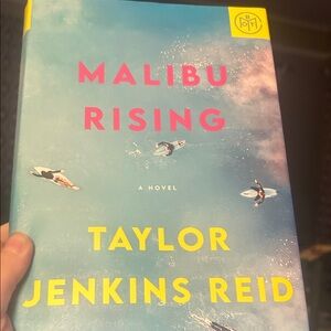 Malibu Rising by Taylor Jenkins Reid - Blue Cover